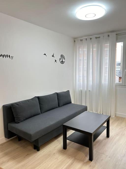 Appartement Spacious Near Carre De Baudouin Bua *